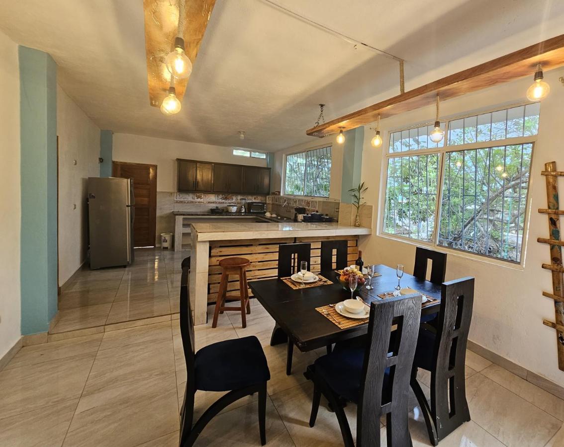Lovely Inn San Cristóbal 外观 照片