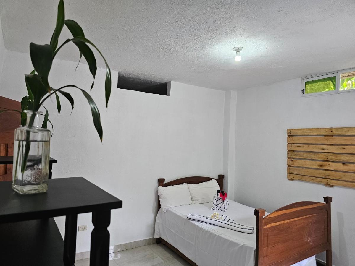 Lovely Inn San Cristóbal 外观 照片