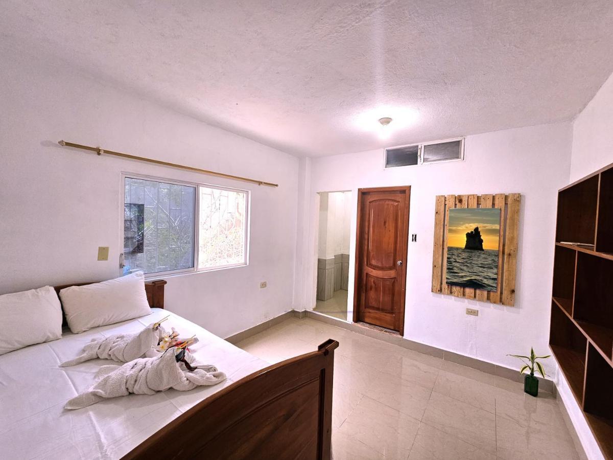 Lovely Inn San Cristóbal 外观 照片